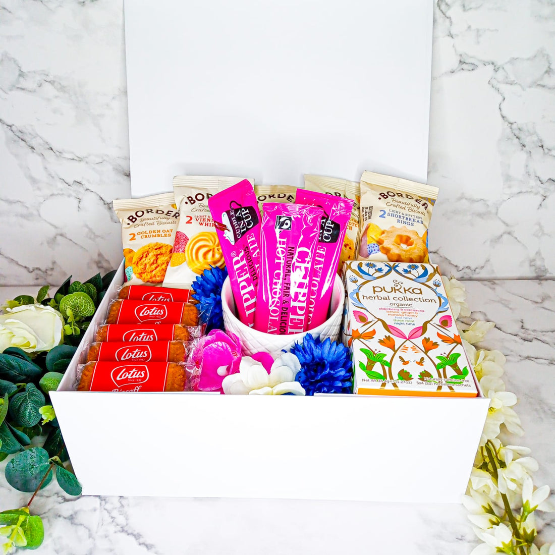 Mum’s Tea and Biscuit Hamper